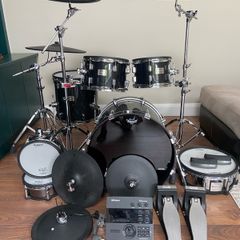 Roland kit Open to reasonable offers