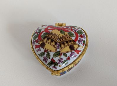 Jewelry box
