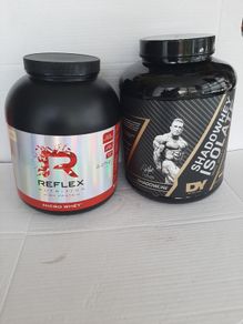 2 tubs whey protein powder opened
