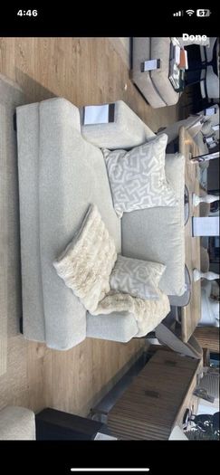 BRAND NEW HALF PRICE Diamond living Courtney Snuggler