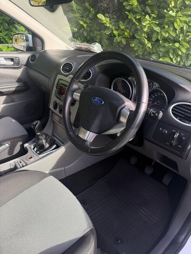 Ford Focus 2011 - excellent condition