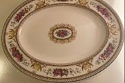 REDUCED WEDGWOOD Columbia 13.75 inch platter