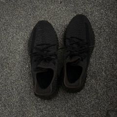 yeezys