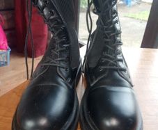 Black Knitted Boots. I Saw It First. Size Four.