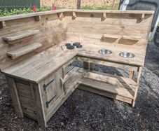 Play kitchens