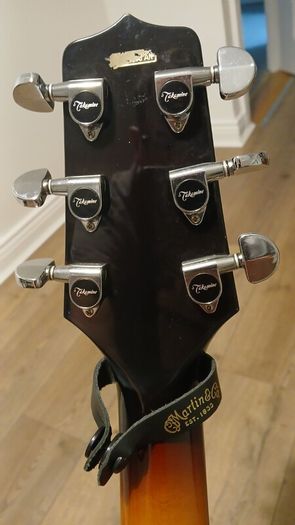 Takamine Japanese Acoustic Electric Guitar including Original Hard Case