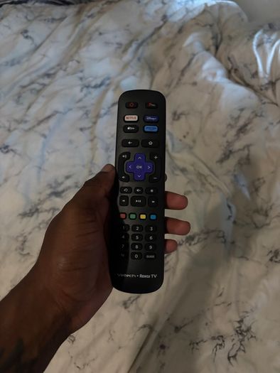 Roku Veltech 43" TV