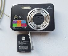 General Electric (GE) J1050 digital camera