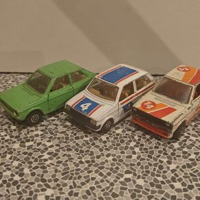 2 x Corgi VW Polo 1 x Mini Metro all 1:43 die cast diecast cars