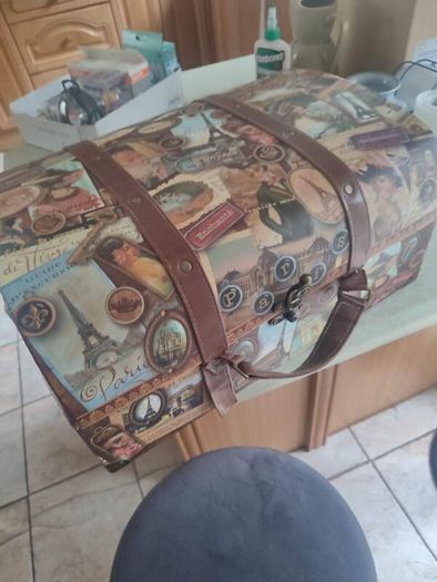 Paris/Travel themed storage box