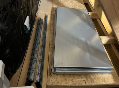 Metal shelving unit 450mm x 1000mm