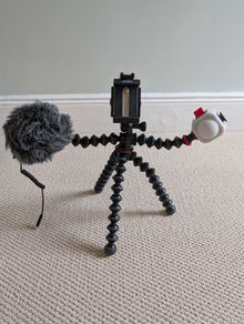 JOBY GorillaPod Mobile Vlogging Kit - Tripod + Mic + Light (Full Set)