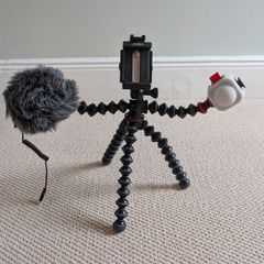 JOBY GorillaPod Mobile Vlogging Kit - Tripod + Mic + Light (Full Set)