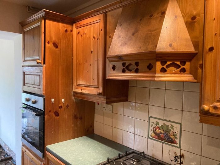 Pine kitchen in great condition