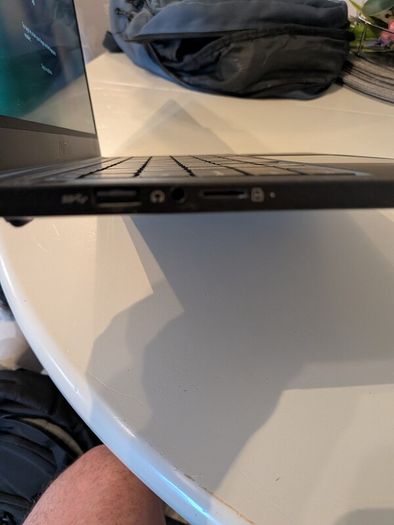 Avita Liber V Ryzen 3 Laptop