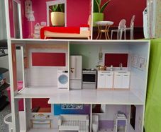 Rainbow High 3-Story Wooden Townhouse Doll House Set