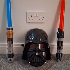 Star wars lightsabers & voice changer Darth Vader Mask