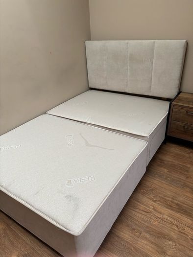4ft Divan bed base & Headboard