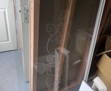 Bath shower screen