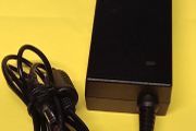 Litenon / 19-Volt Power Adaptor