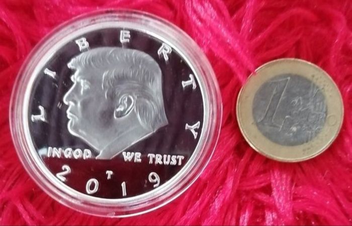 Donald Trump Novelty Collectable Coin