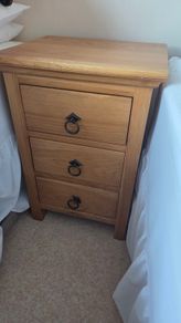Classic Oak 3-Drawer Bedside Locker