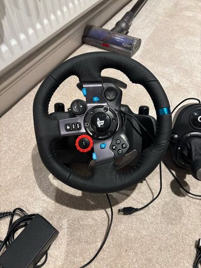 Logitech G29 driving force racing wheel