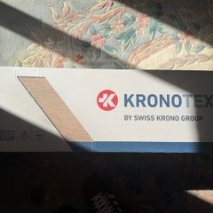Mammut 10mm plus macro oak beige 1.8m2 floor KRONOTEX