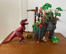 Playmobil hidden temple and t-Rex set