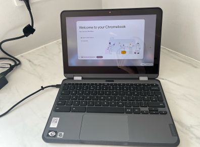 Lenovo Chromebook Laptop 2 in 1
