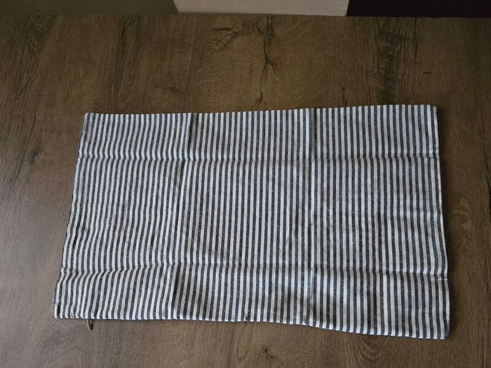 Striped Halloween cushion cover - Boo