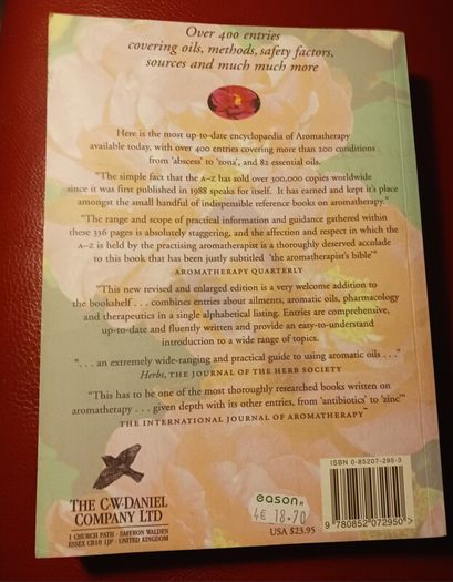 Aromatherapy an A- Z / Patricia Davis / 1998