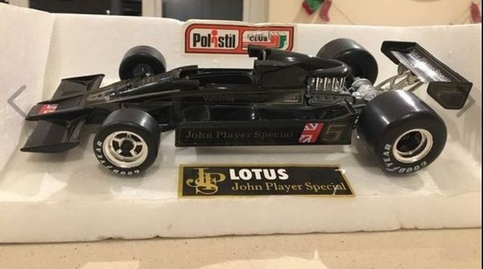 Lot x 3 Mario Andretti Formula 1 scale 1/16 and 1/14