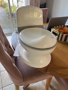 Mini toilet