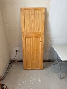 Solid Wooden Pine Door