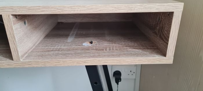 Desk modern