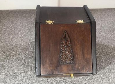 Coal scuttle