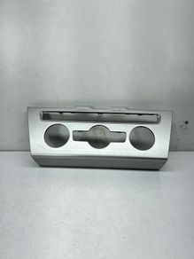 VW Passat B8 3G RHD cover decor climate control panel bezel 3G2863042 A2l5b2s