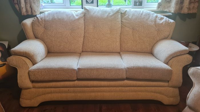 sitting room suite