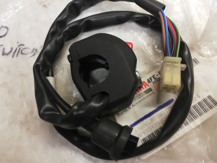 Yamaha XJ600 Right hand switch gear