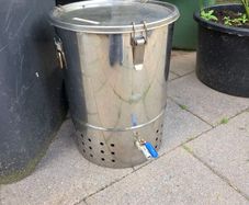 Stainless steel wormery (for composting)