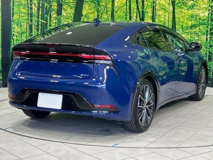 2024 Toyota Prius Hybrid Z  2.0L