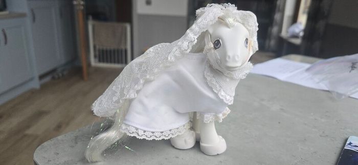 Pony Bride with Wedding Outfit MLP G1 My Little Pony Accessories