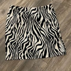 mini skirt