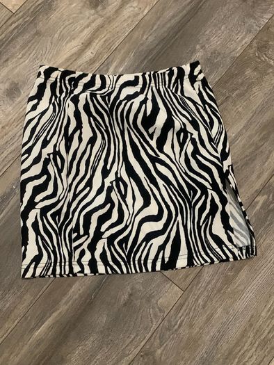 mini skirt