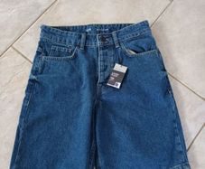 Bnwt waist 28