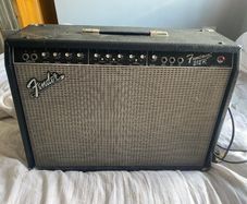 Fender Frontman 212R
