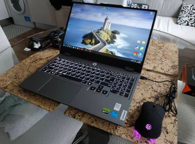 Gaming Laptop Lenovo Loq i5 12450HX 8/12 RTX3050 6gb 95w 16gb Ddr5 512GB Nvme 144hz Win11 Rgb