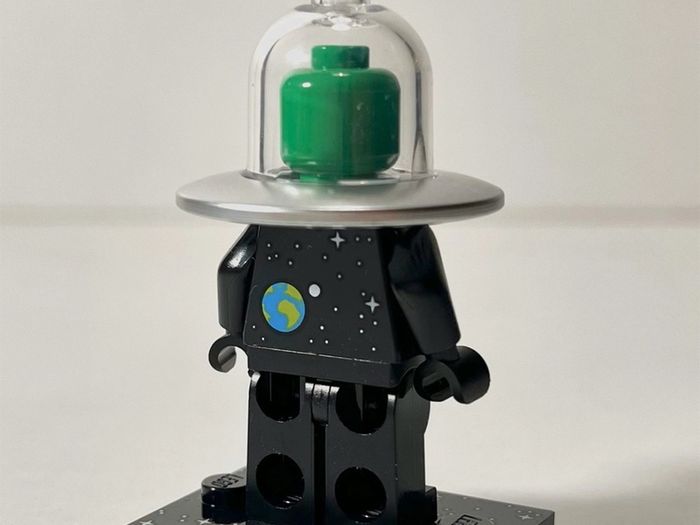 LEGO Alien UFO minifigurine