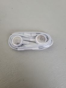 earphones